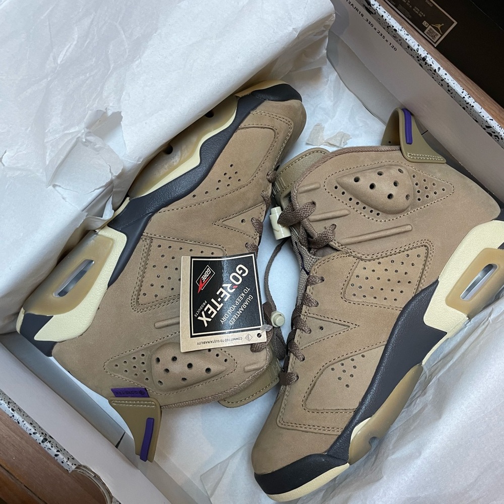 NEW IN BOX JORDAN WOMEN'S 6 RETRO GTX BROWN KELP / TEAM GOLD - SHADOW BROWN - Picture 8 of 16